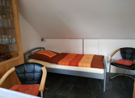 Karlsruhe, Remchingen, Einzelbett