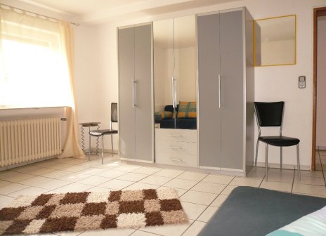 Karlsruhe Pfinztal Ferienwohnung Schlafzimmer