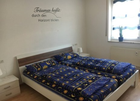 Wuerzburg Zell am Main stadtnahe Ferienwohnung 8c9