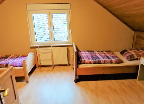 Bodenheim bei Mainz 3-Bettzimmer in großer Ferienw