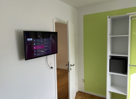 Karlsruhe, Wörth-Maximiliansau Monteurwohnung, Einzelzimmer, TV WLan